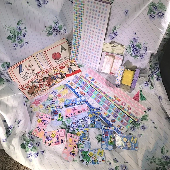 Vintage Baby Shower Scrapbook and Card Making Kit - Picture 1 of 7
